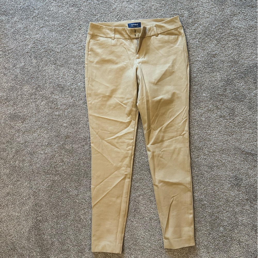 Old navy pixie pants, khaki color